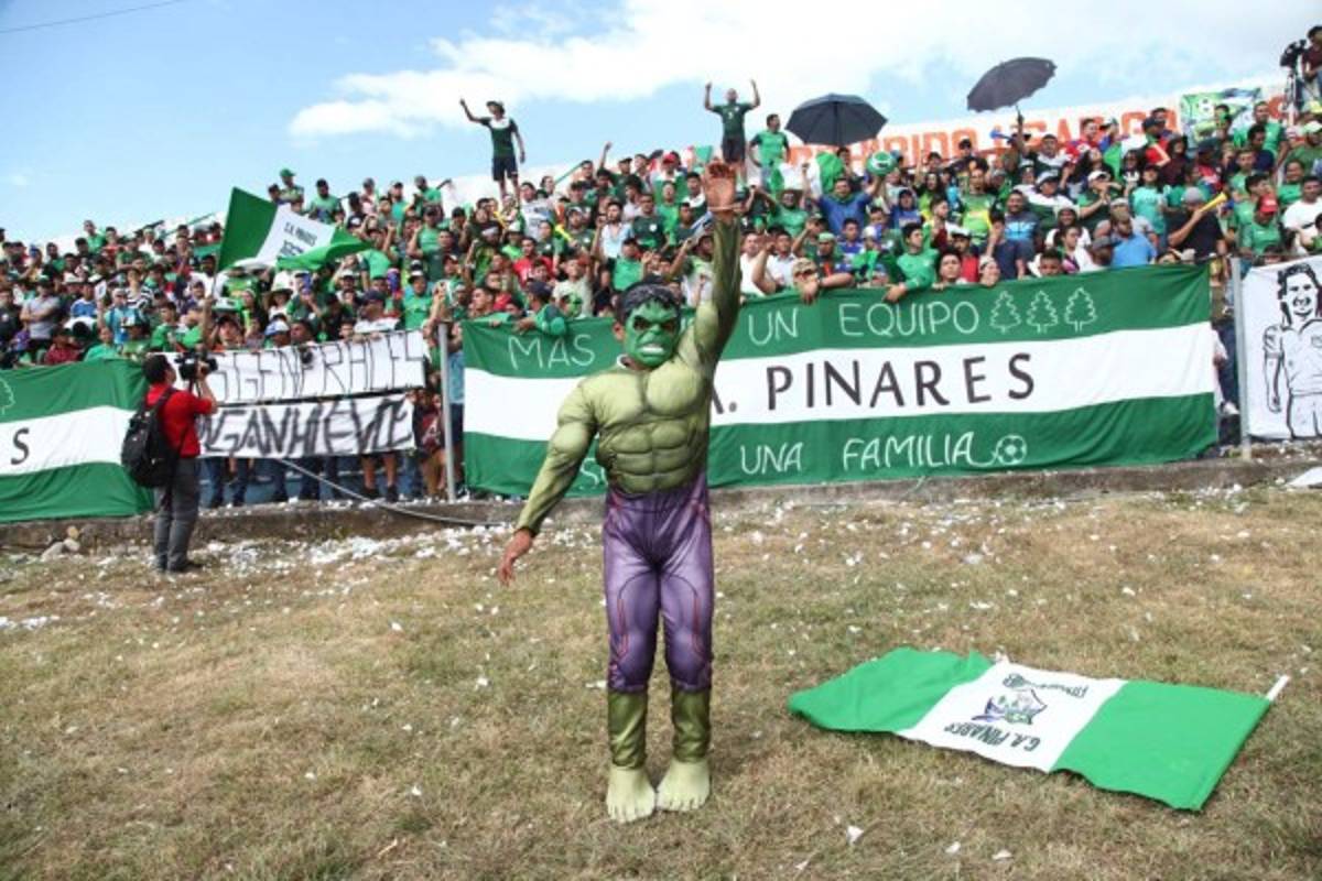 FOTOS: Así celebró Atlético Pinares su campeonato en Liga de Ascenso de Honduras