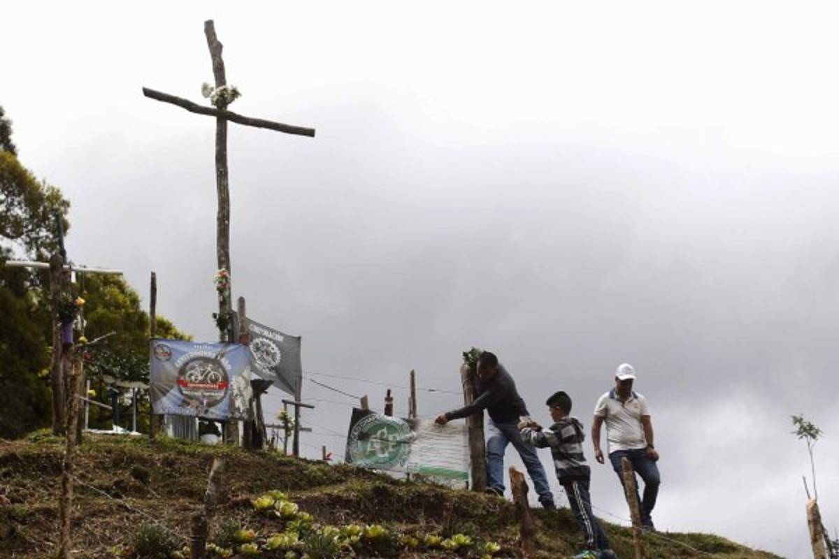 Así luce el cerro donde se estrelló el avión el Chapecoense hace un año