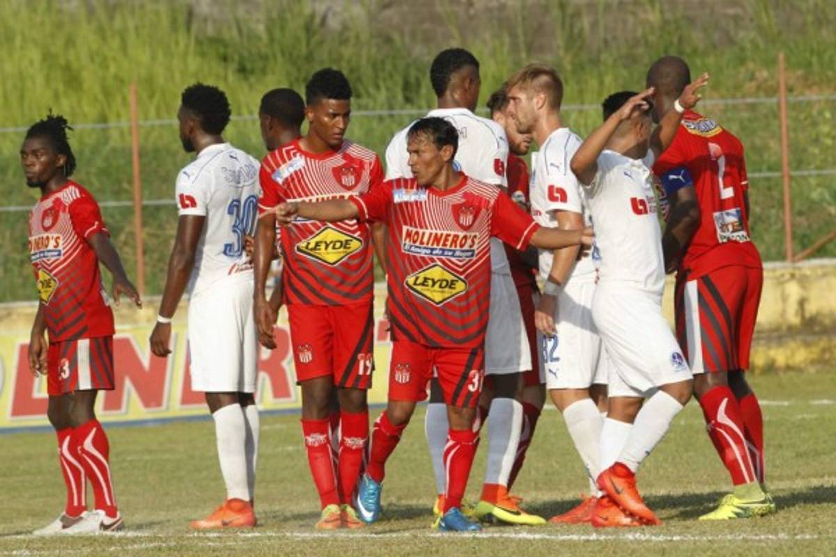 RUMORES Y FICHAJES: Real España no se duerme y Olimpia sigue con Vargas