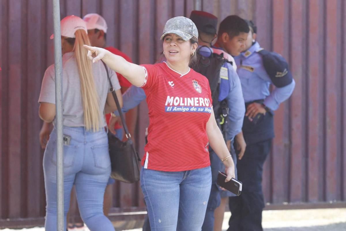 Belleza en las gradas y entrega total en la cancha; Real Sociedad no estuvo solo en el último partido del Clausura 2023