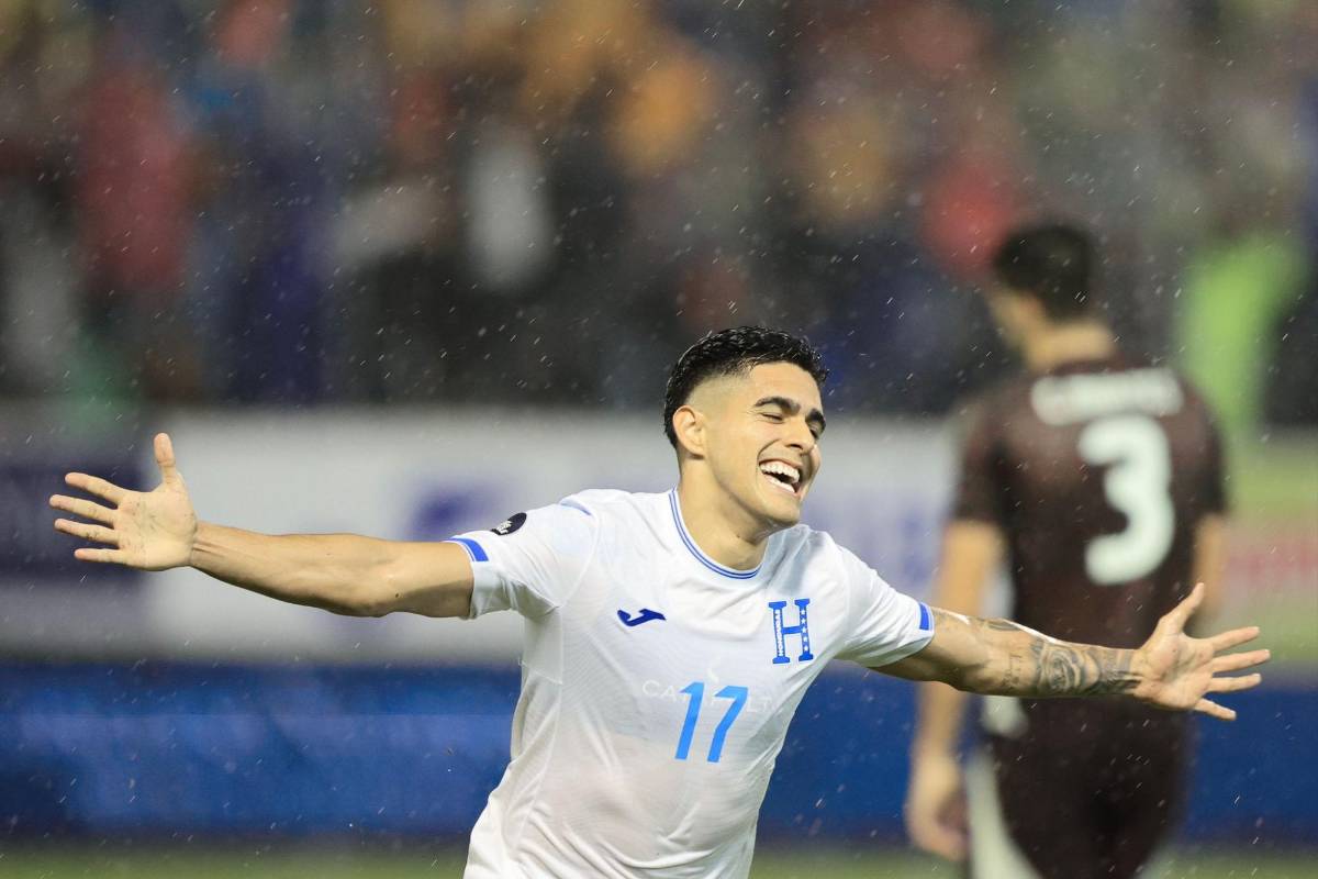 Luis Palma y su noche mágica contra la Selección Mexicana, la marca que impuso con Honduras ¿Por qué tiene moretones en su espalda?