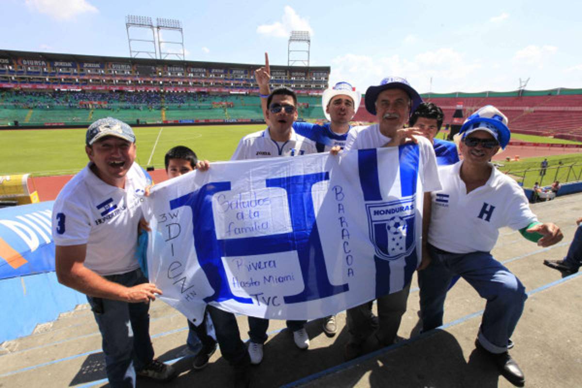 Gran Ambiente previo al Juego entre Honduras VS USA.
