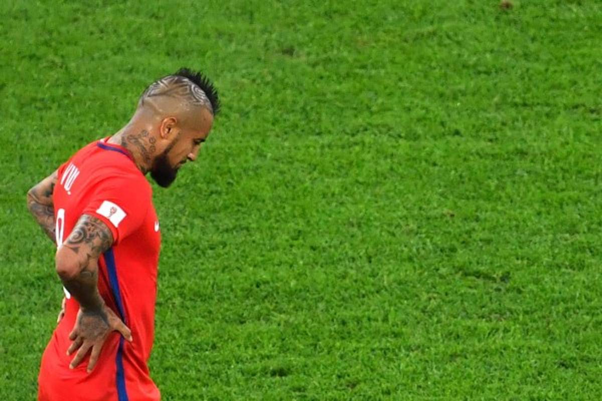 ¿Qué hizo Low? Las imágenes que no se vieron por TV en juego Chile-Alemania