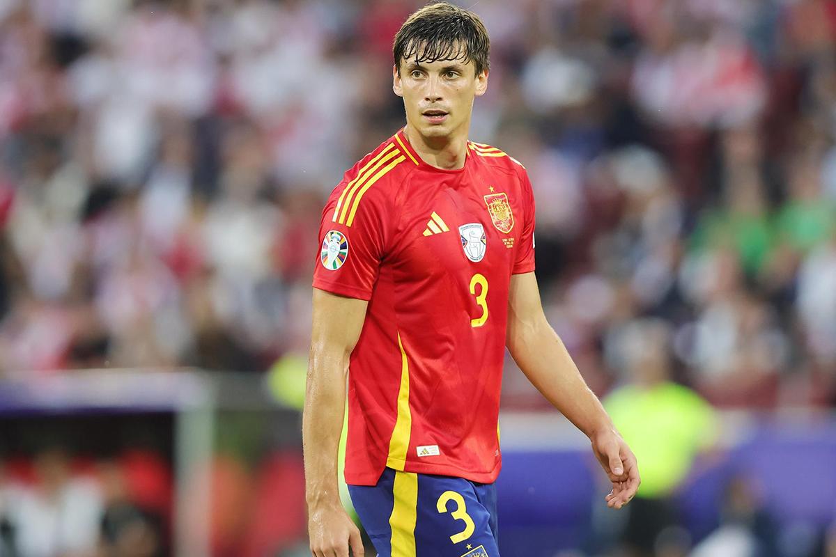 De la Fuente lo deja fuera del Mundial: el futbolista más utilizado por el DT de España y le comunica su decisión