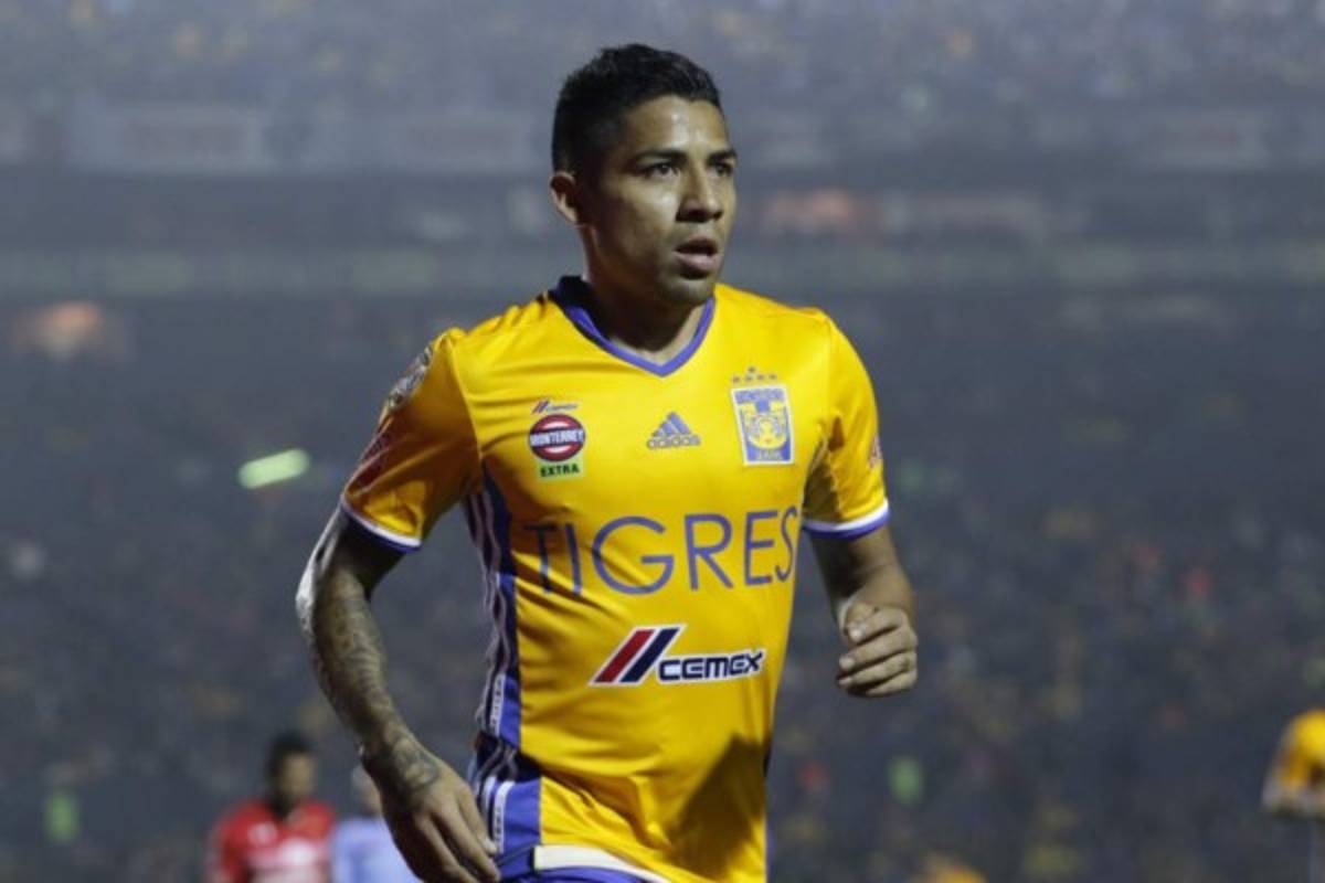 BOMBAZO EN MÉXICO: Fernando Torres y un ex del Barcelona llegarían a la Liga MX