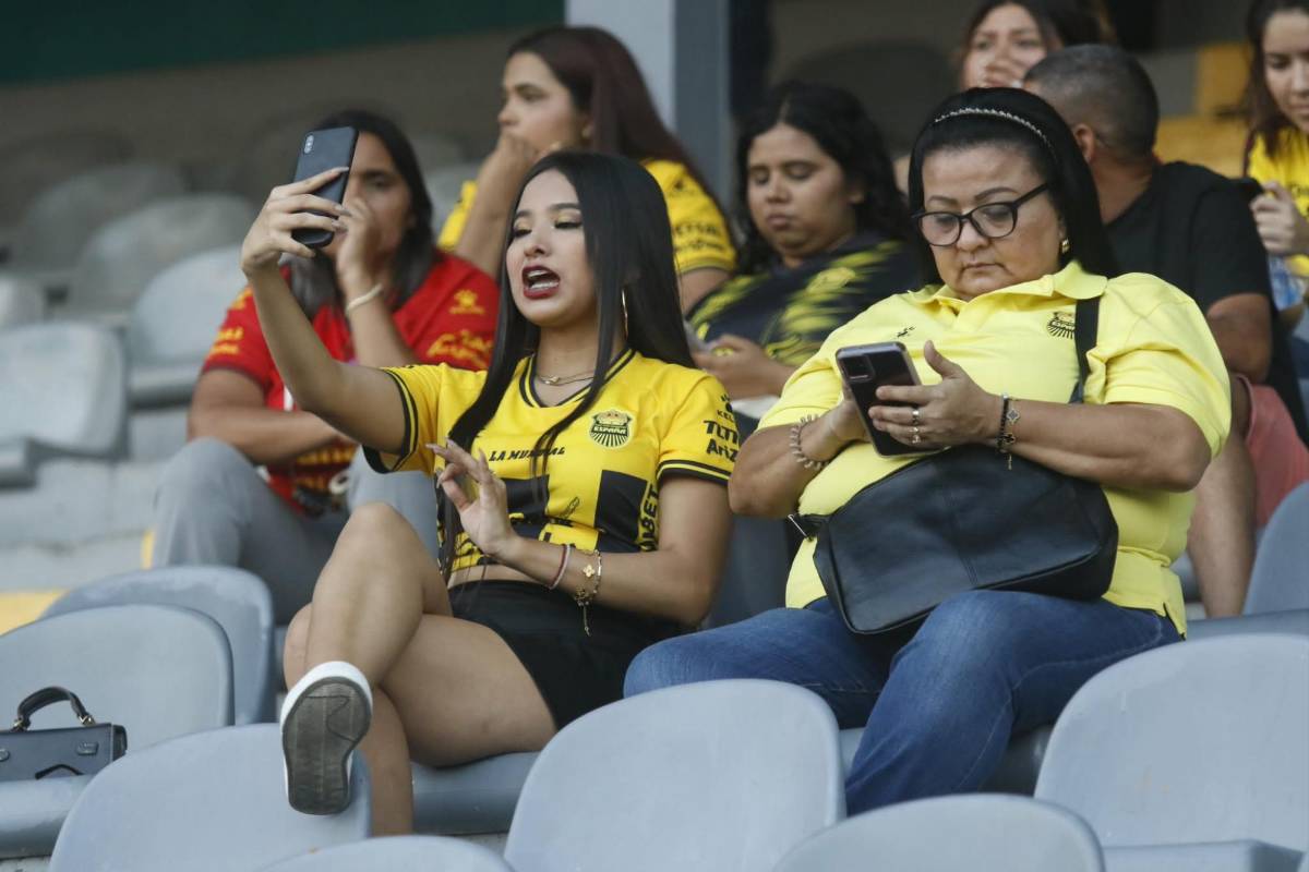 El clásico más lindo de Honduras: las bellas chicas que se engalanaron el Real España-Olimpia ¿Quién es la modelo?