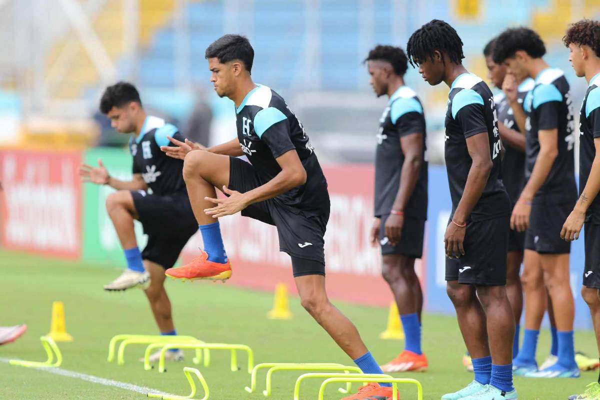 ¿Buba o Menjívar? Rueda pule su listado, el nuevo portero de la Selección; así cerró el morfociclo en el estadio Nacional