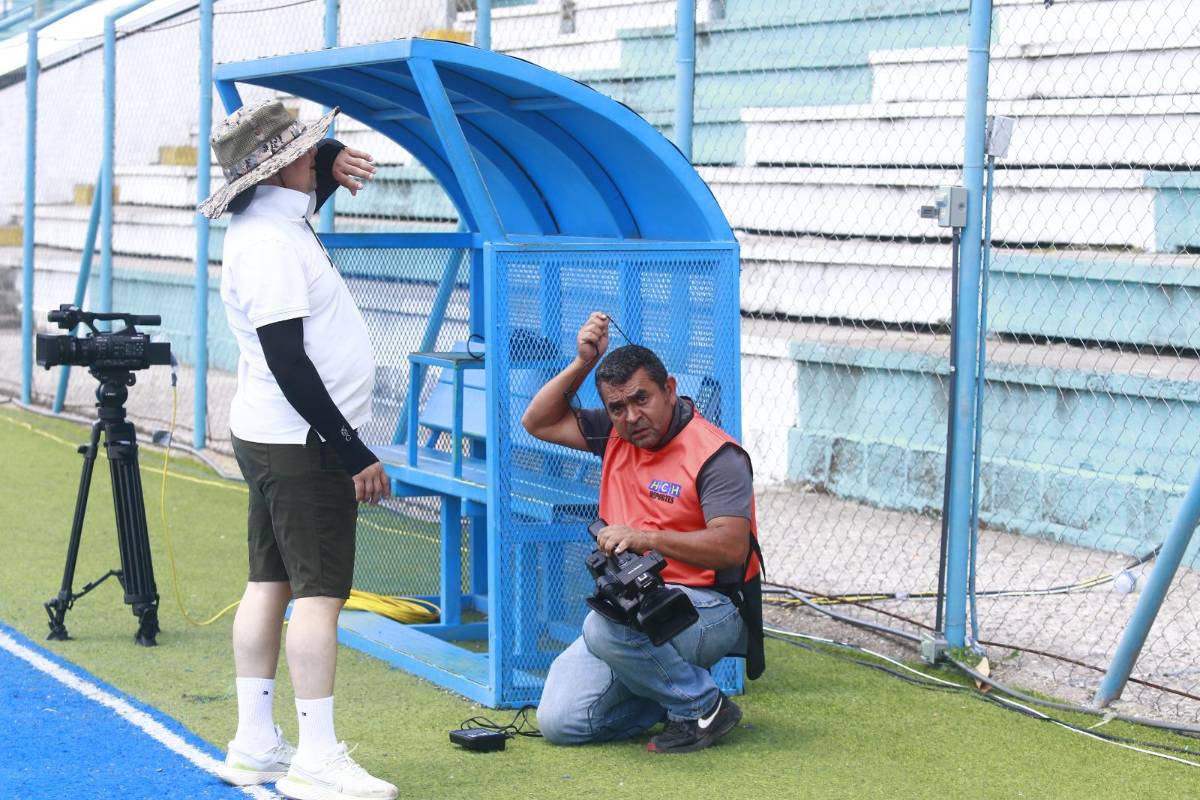 ¡Transmisión histórica! DIEZ y HCH afinan detalles para el Génesis vs Platense