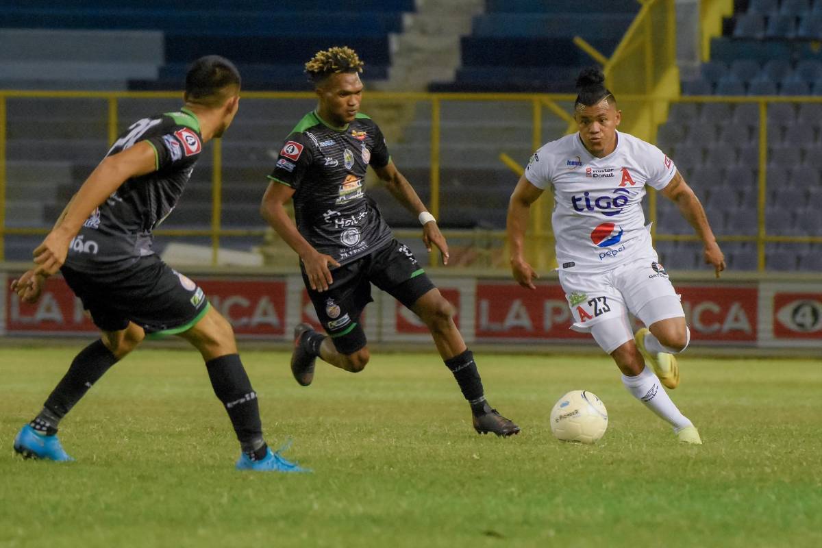 Agencia libre: ¡Futbolistas hondureños que están sin equipo para el Torneo Clausura 2022!