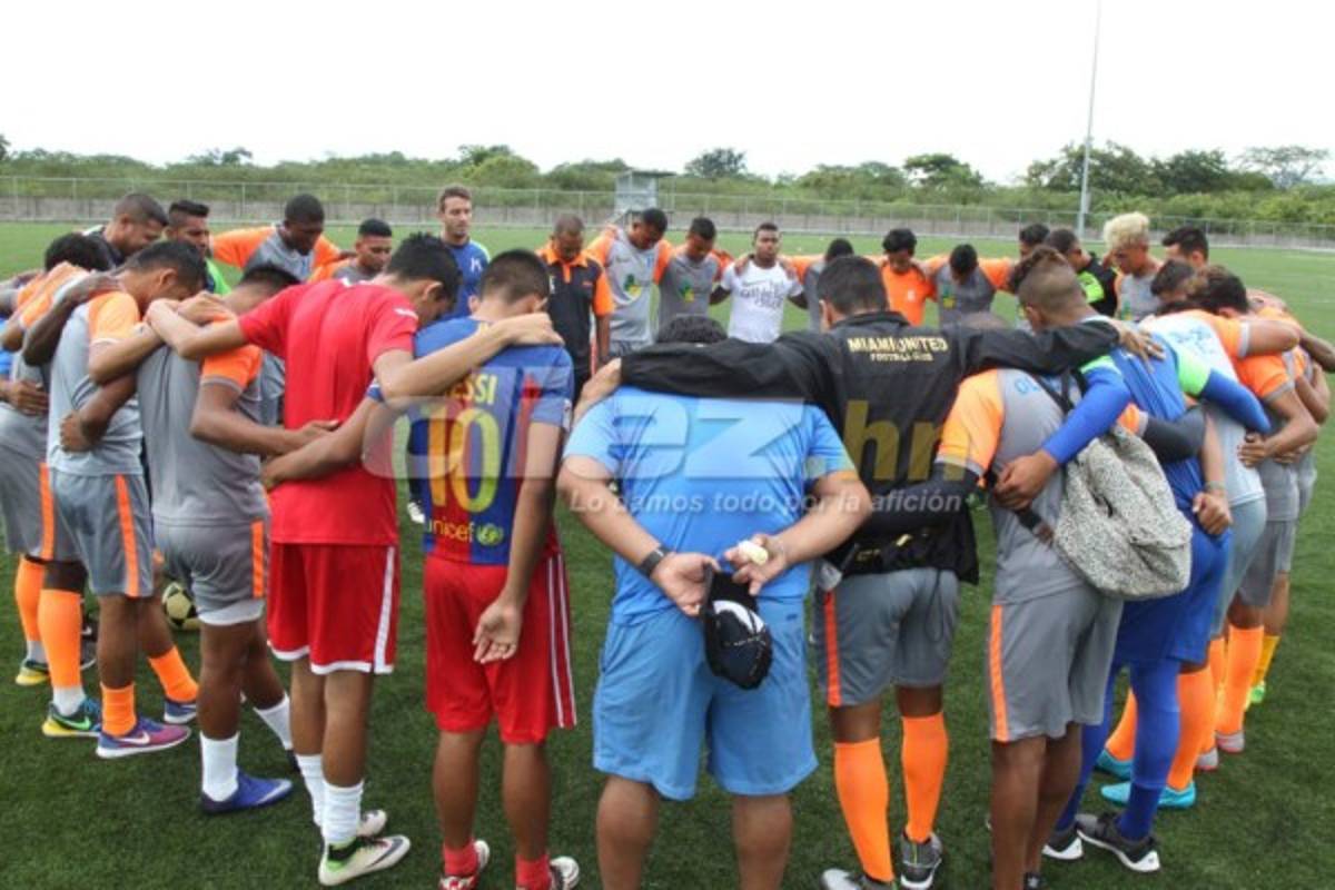 Así la pasa Julio 'Rambo' de León con Olancho FC de Liga de Ascenso