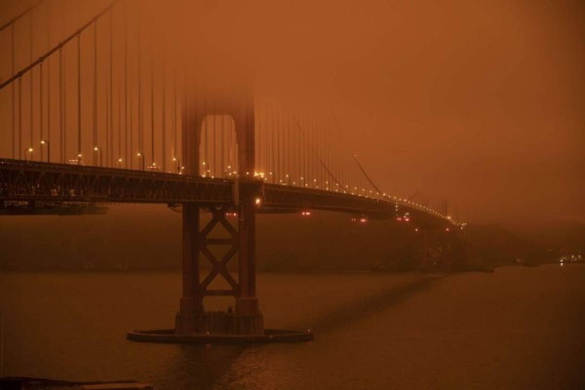 Impactantes fotos: Los cielos de San Francisco parecen una imagen de Apocalipsis