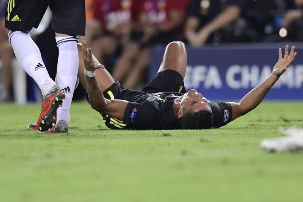 FOTOS: Cristiano Ronaldo se marcha del campo expulsado y llorando