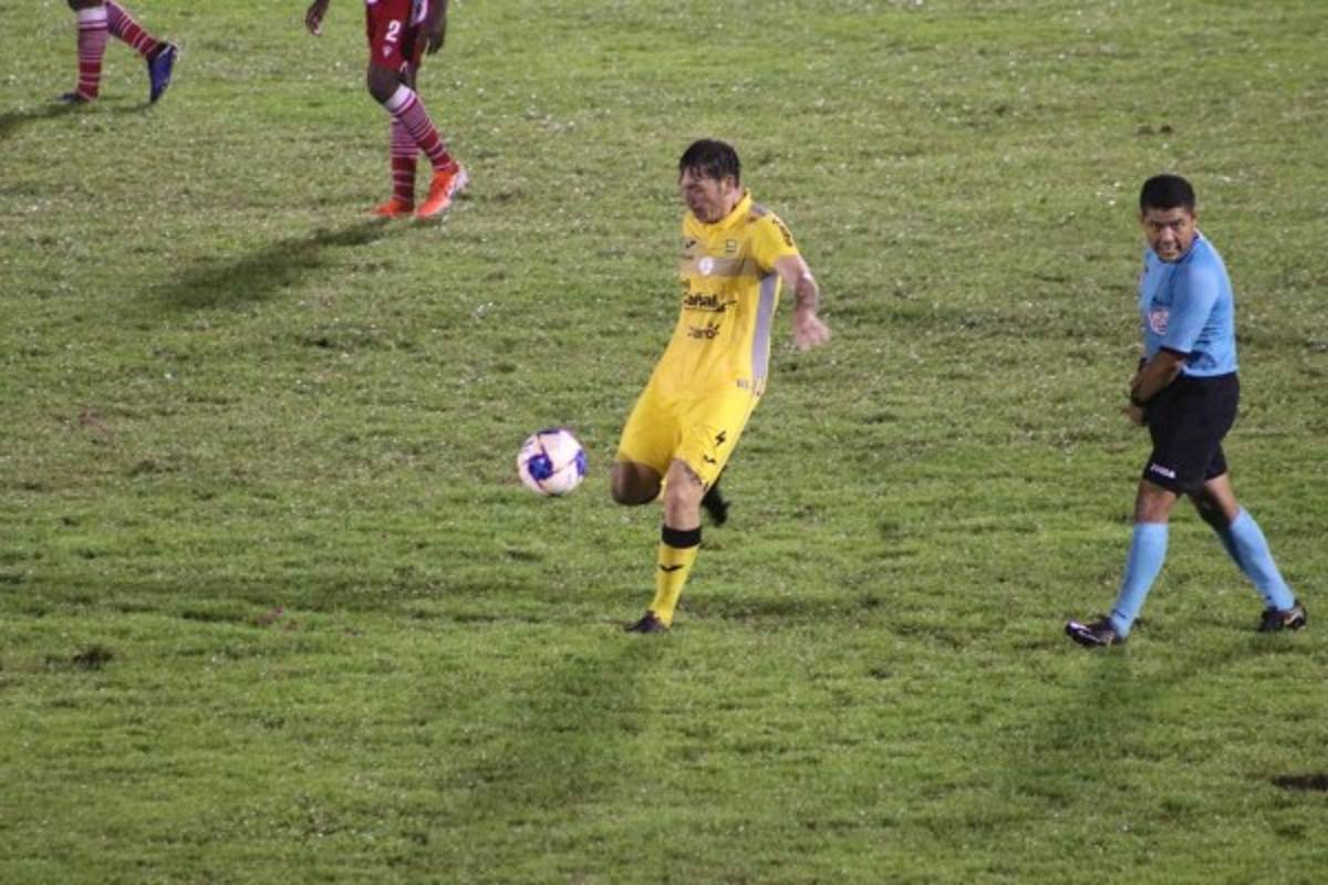 ¡Con delantera de lujo! Los jugadores más destacados de la fecha 10 del Apertura en el 11 ideal