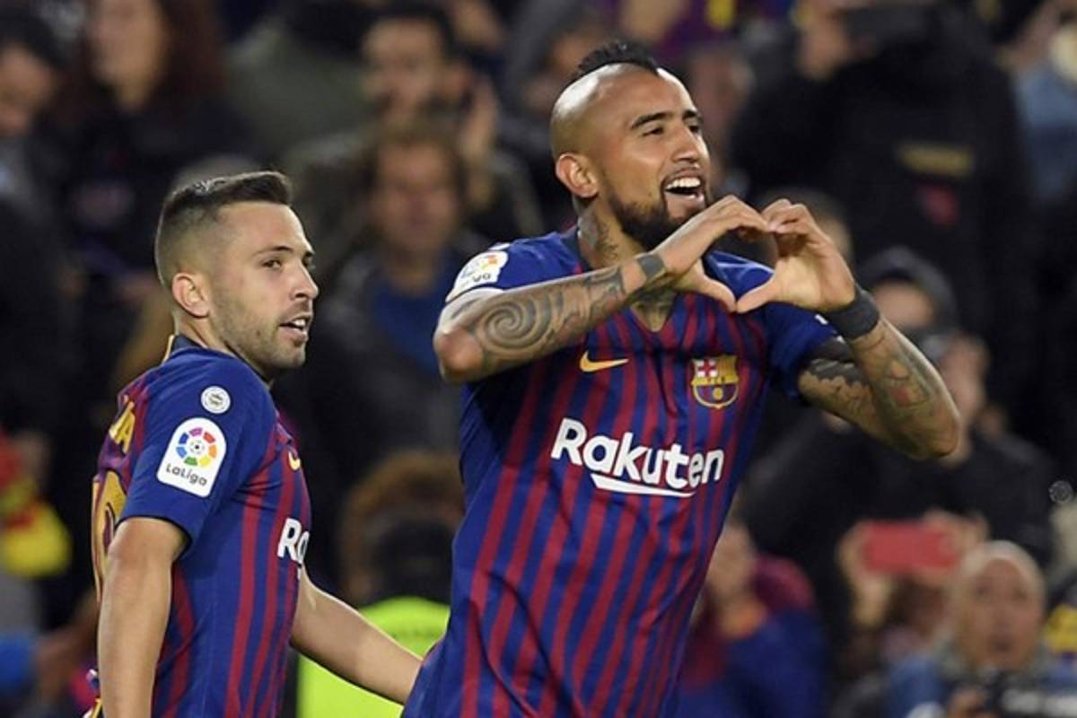 UNO A UNO: Suárez de los mejores clasificados del Barca en el clásico