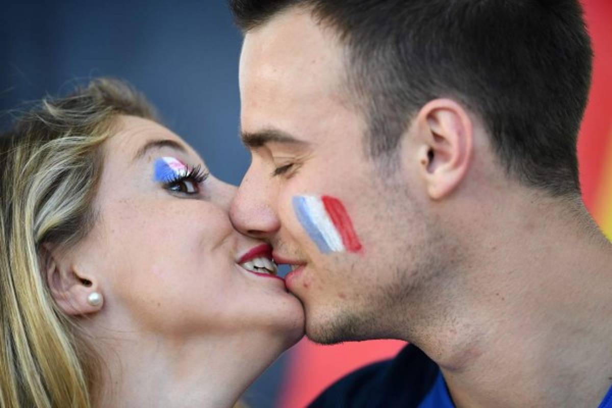 Fotos: La sensualidad en su máximo esplendor en el Francia-Alemania