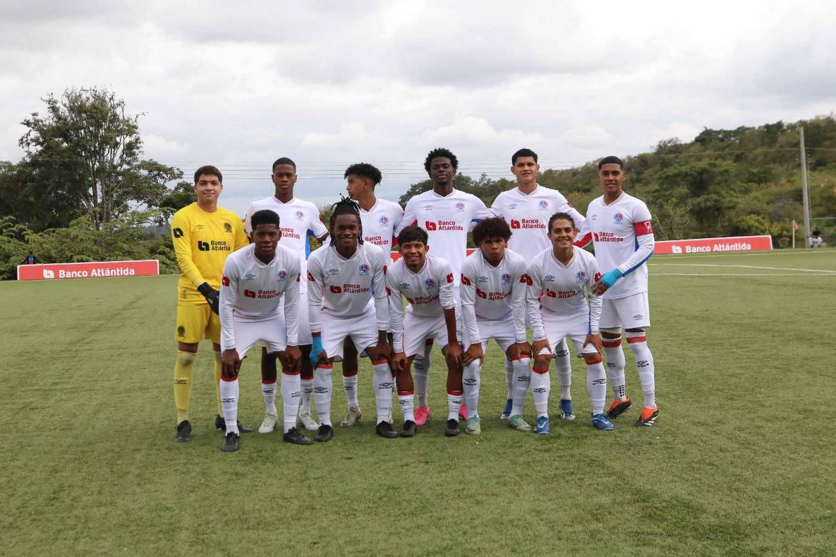 Dedicación a Demetri Gordon, sorpresas y festejos en la gran final de reservas Olimpia vs Motagua en Honduras