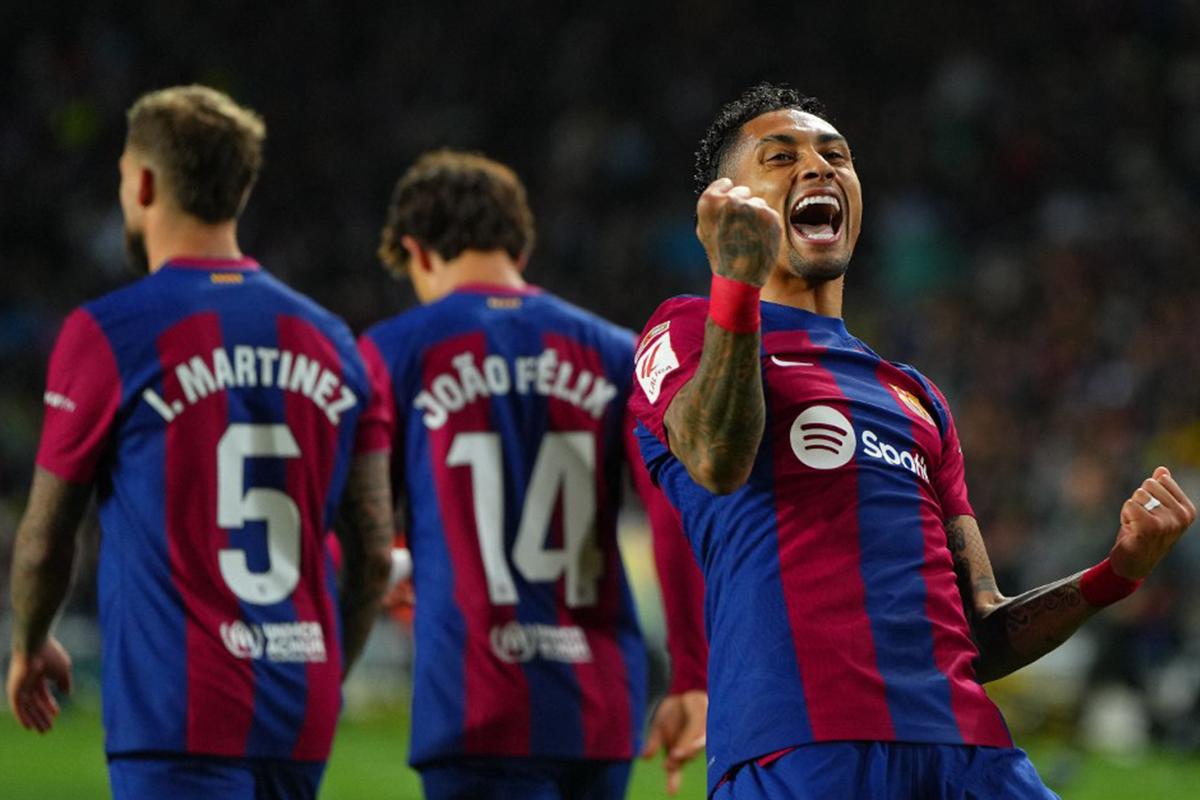 Barcelona cumplió ante Las Palmas y recorta la distancia con el Real Madrid en LaLiga