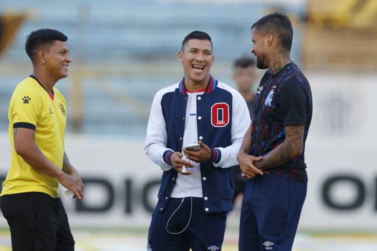 Así está el ambiente en el estadio Olímpico por el duelo del repechaje entre Real España y Olimpia; bellas aficionadas