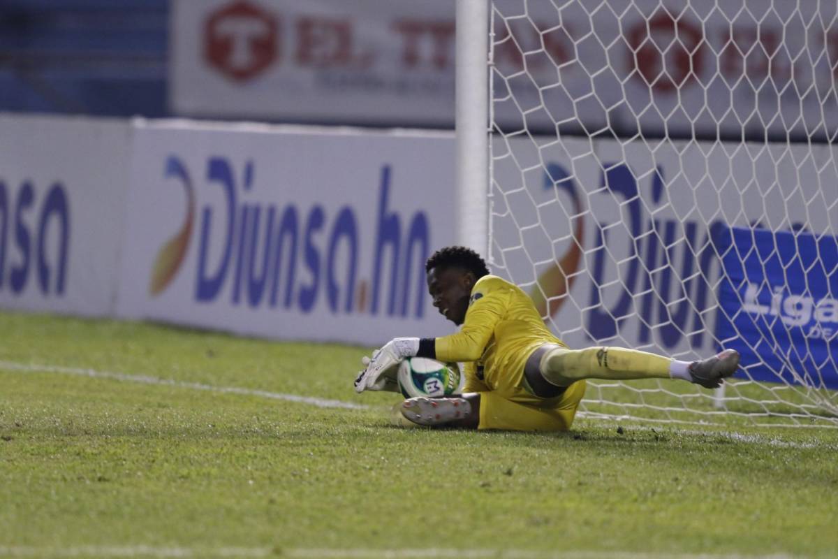 Marathón tumba al Olimpia, le quita el largo invicto en Liga Nacional y lo manda herido al juego contra Atlas