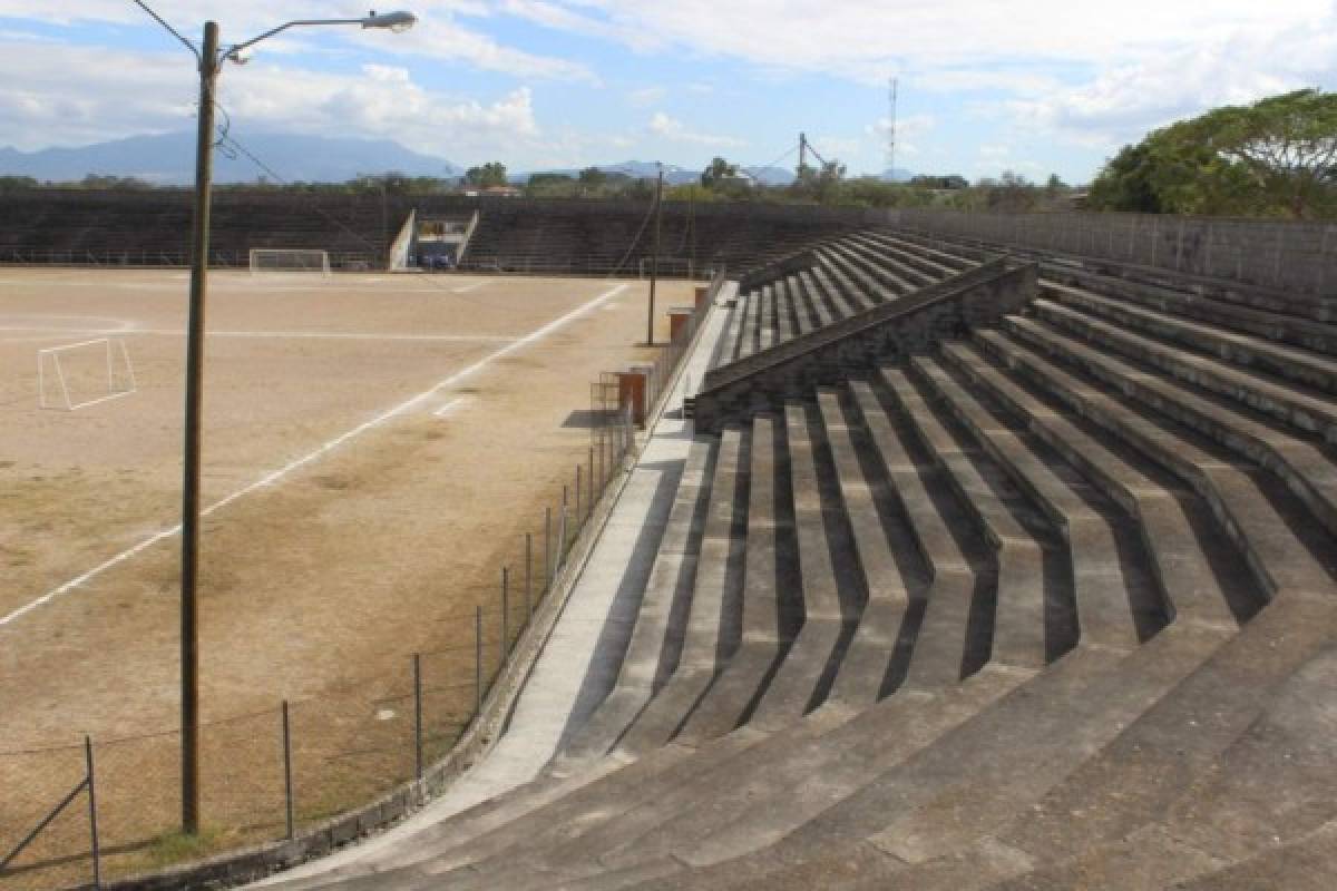 FOTOS: Así se se encuentra el estadio de La Paz, mismo que será remodelado