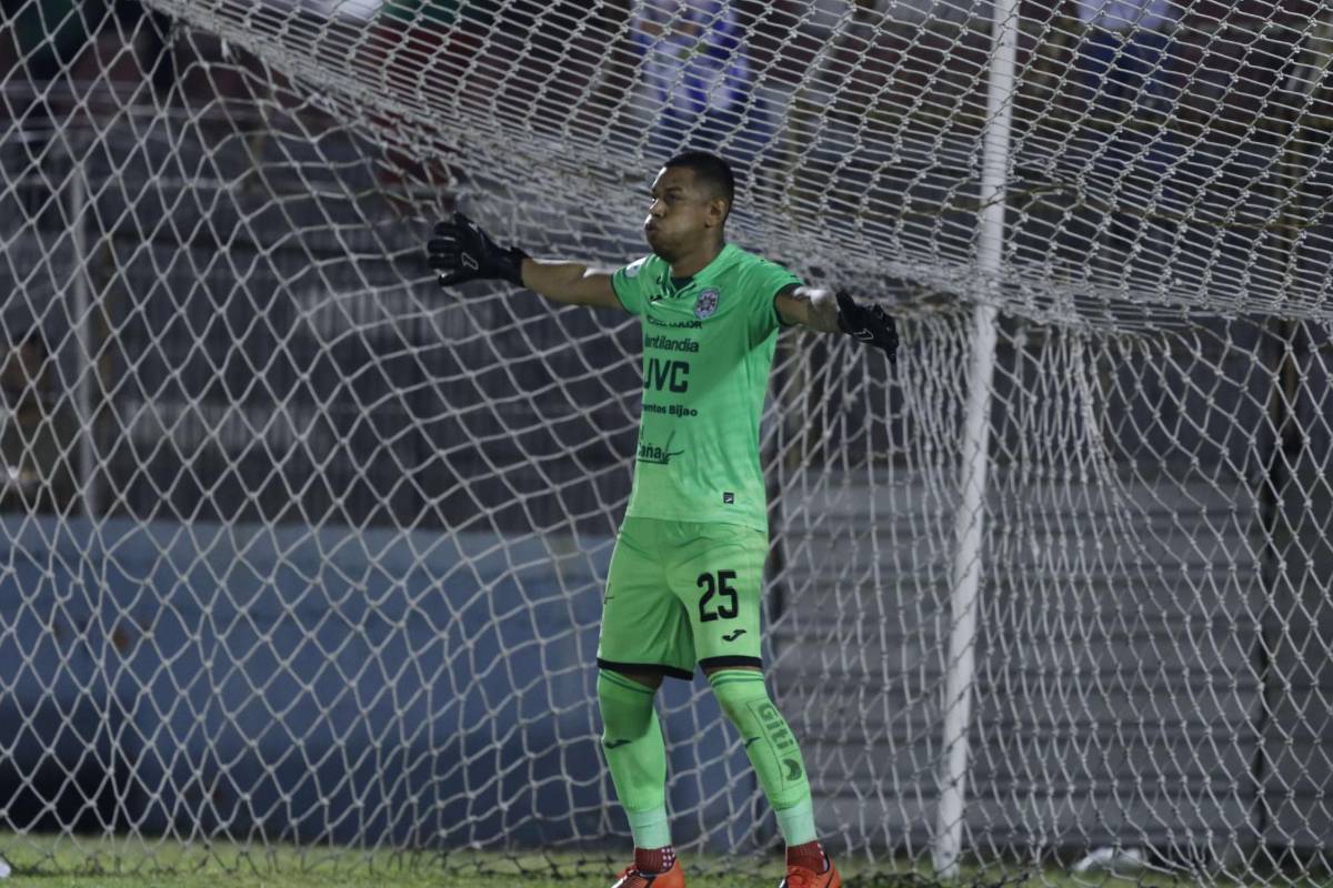 Fichajes Honduras: Un grande pretende a Buba López, legionario vuelve a Honduras, Olimpia pretende figura y Real España anuncia bajas