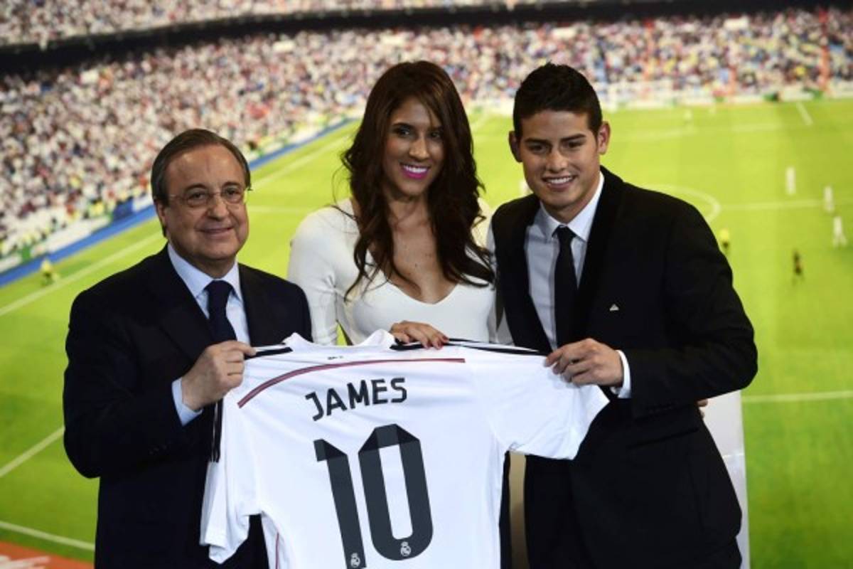 James Rodríguez fue presentado por Real Madrid ante 20 mil aficionados.