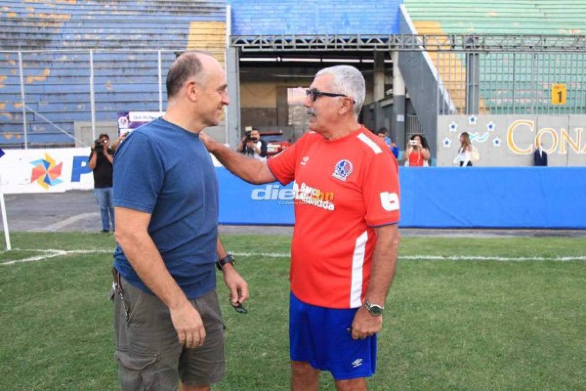 Los flashazos que dejó la visita sorpresa de Fabián Coito en el entreno de Olimpia