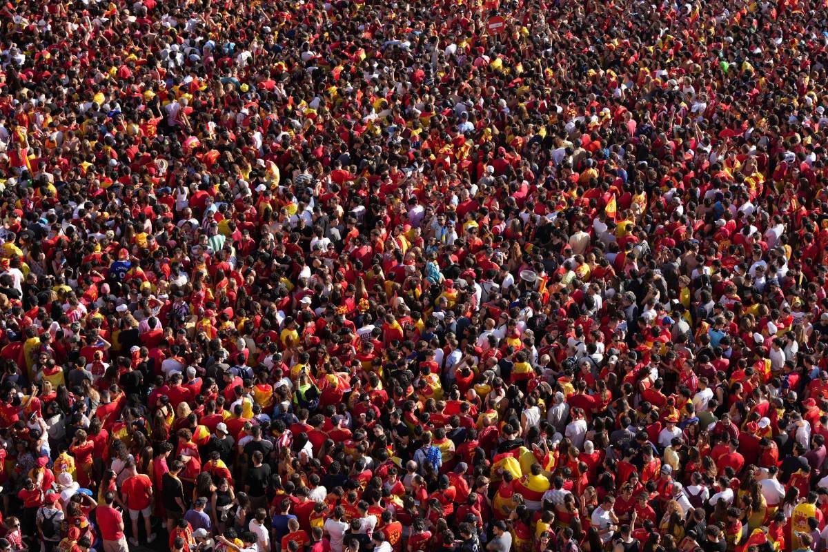 ¿Lo flechó? Álvaro Morata y su gesto con la hija del Rey de España, el regalo a la familia real y la fiesta en cibeles