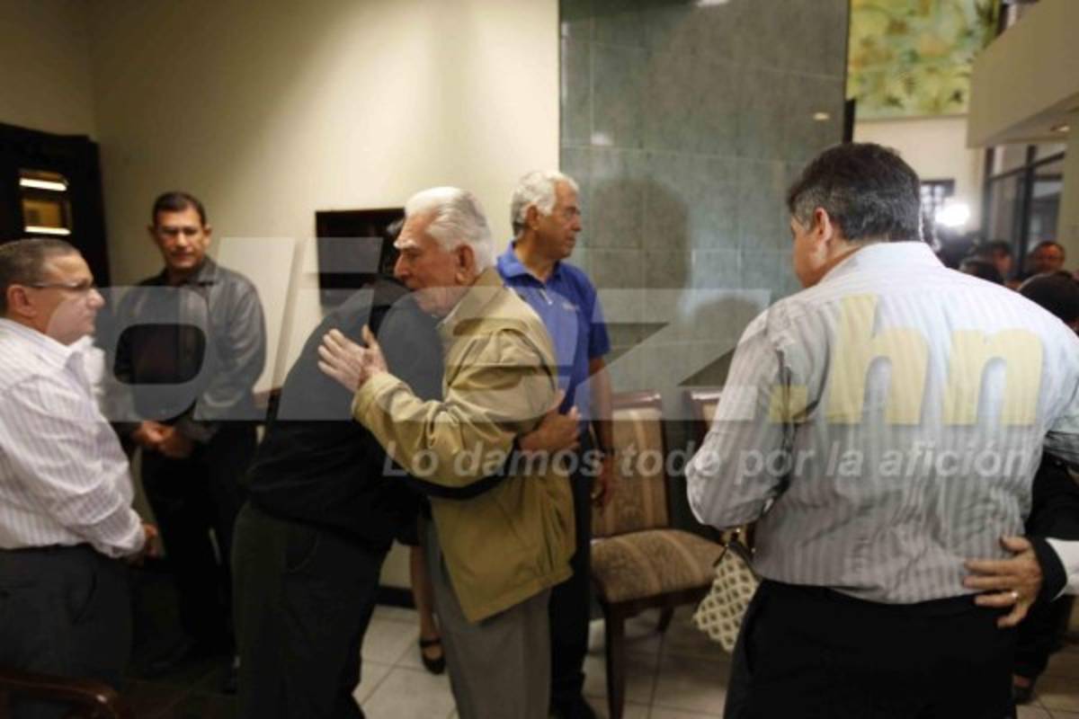 Así es el velatorio de Mario Verdial en San Pedro Sula