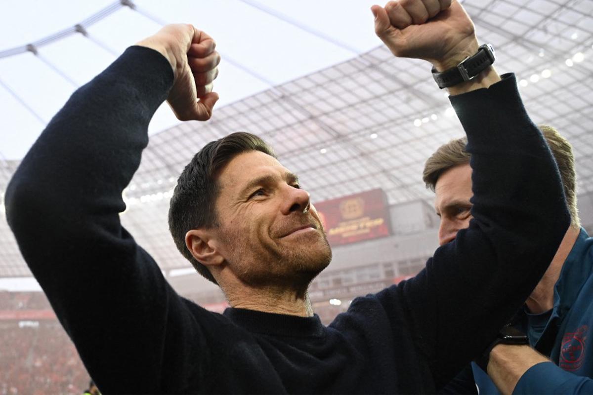 ¡Bayer Leverkusen de Xabi Alonso se corona campeón por primera vez en la Bundesliga tras recetar paliza!