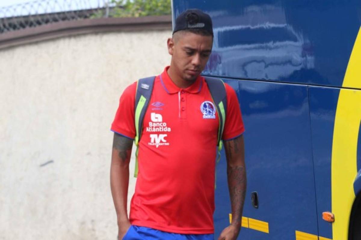 Los 10 futbolistas olvidados por Nahún Espinoza en Olimpia en el Apertura 2018