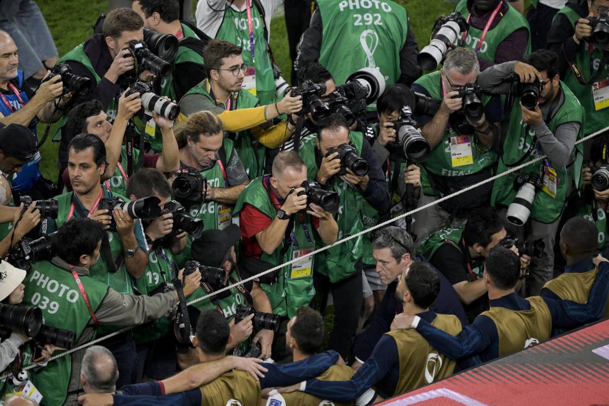 Lágrimas en su último Mundial: Las desgarradoras imágenes de Cristiano Ronaldo tras ser eliminado en Qatar 2022