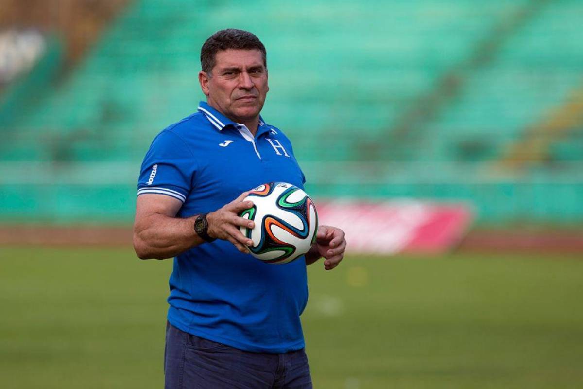 Roger Espinoza culpa a Pinto de su salida de la Selección de Honduras, su plática con Coito y el pique con Ibrahimovic