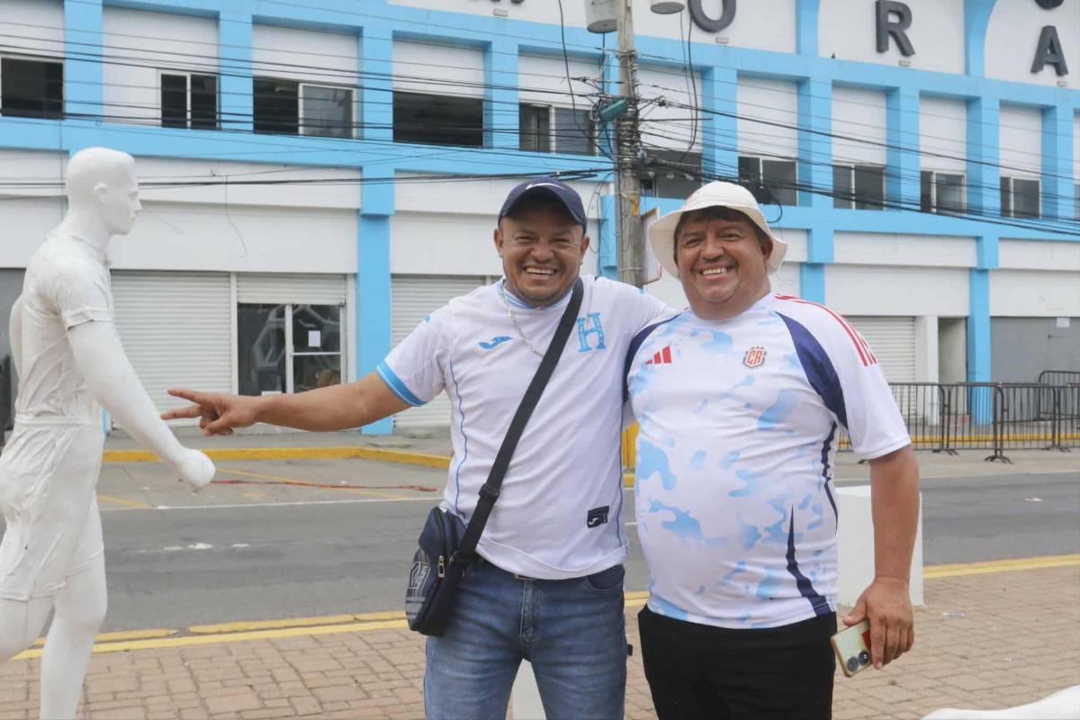 El ambiente que ya se vive en el Morazán por el Honduras-Costa Rica: hermosa aficionada y los ticos se hacen sentir
