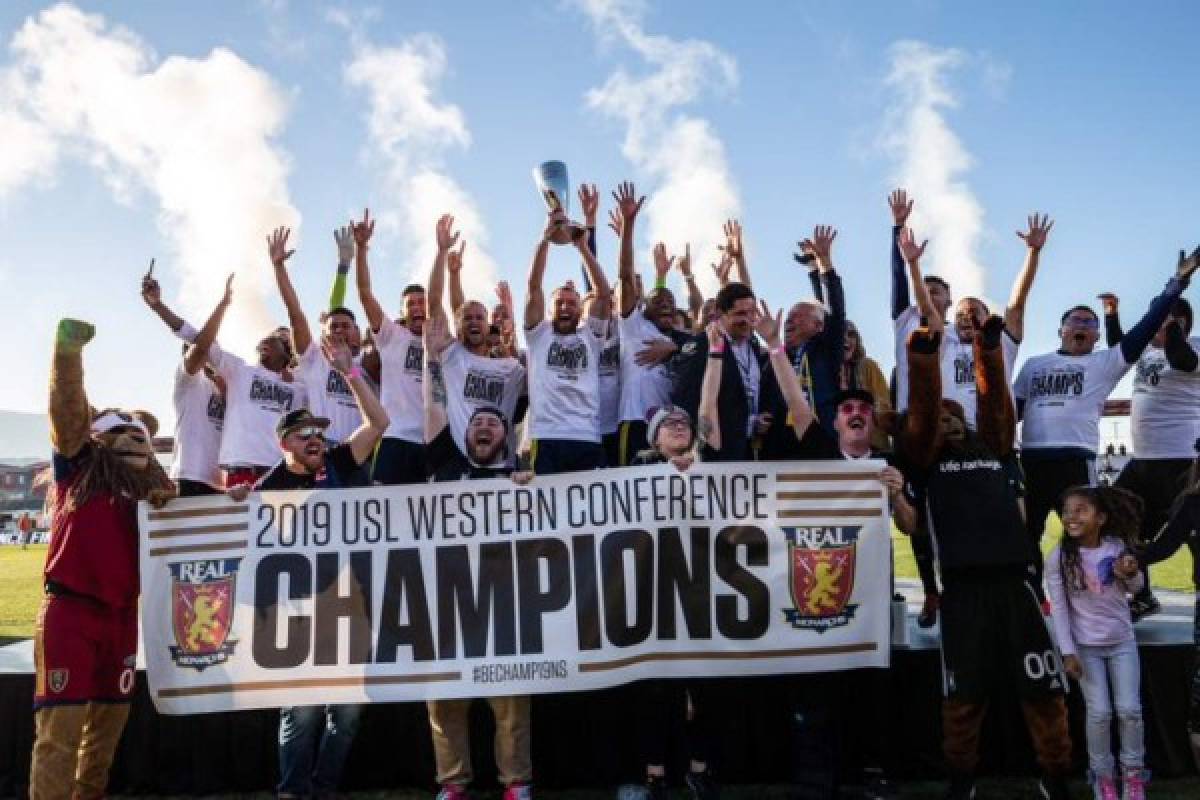 Campeones: El festejo de los hondureños de Real Monarchs tras conquistar titulo en la USL