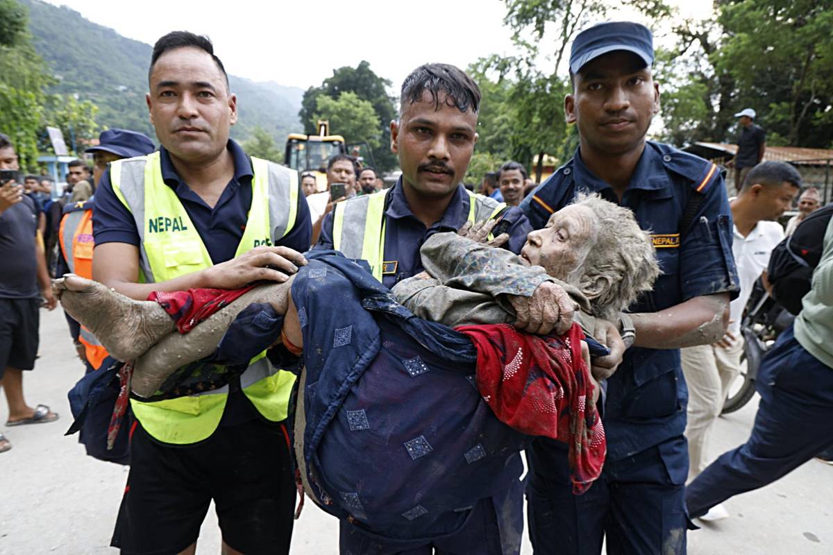 Así quedó Nepal tras terrible inundación: 55 muertos y cientos de desaparecidos