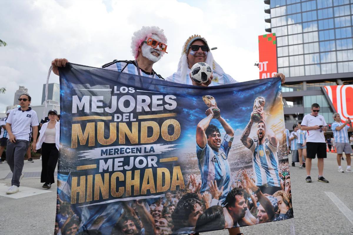 Ingleses y argentinos viven una guerra futbolística recordando la batalla del 86