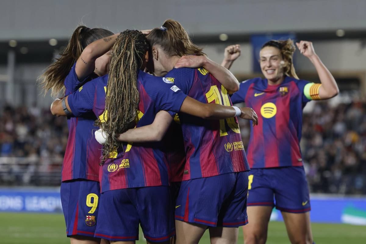 Barcelona le da una humillación histórica al Real Madrid en la Champions League Femenina y acaricia las semifinales