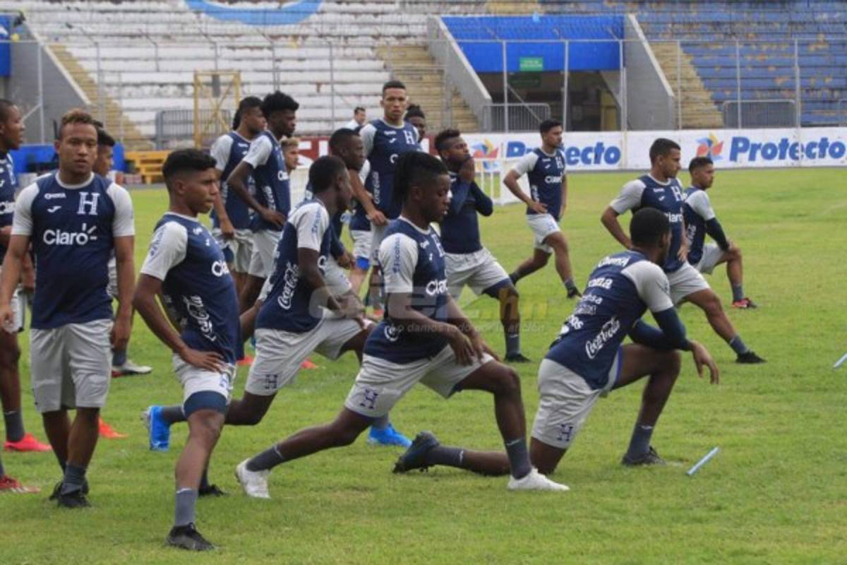 Flashazos: Un Fabián Coito feliz y los juegos mentales en microciclo de la Selección Sub 23 en Tegucigalpa