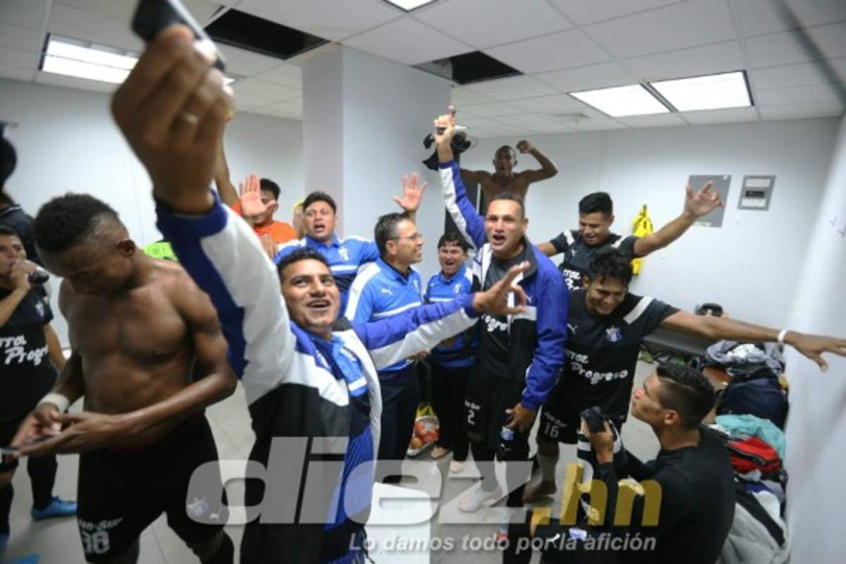 ¡Júbilo, lágrimas y 'marihuana'! El emotivo festejo del Honduras por llegar a la final