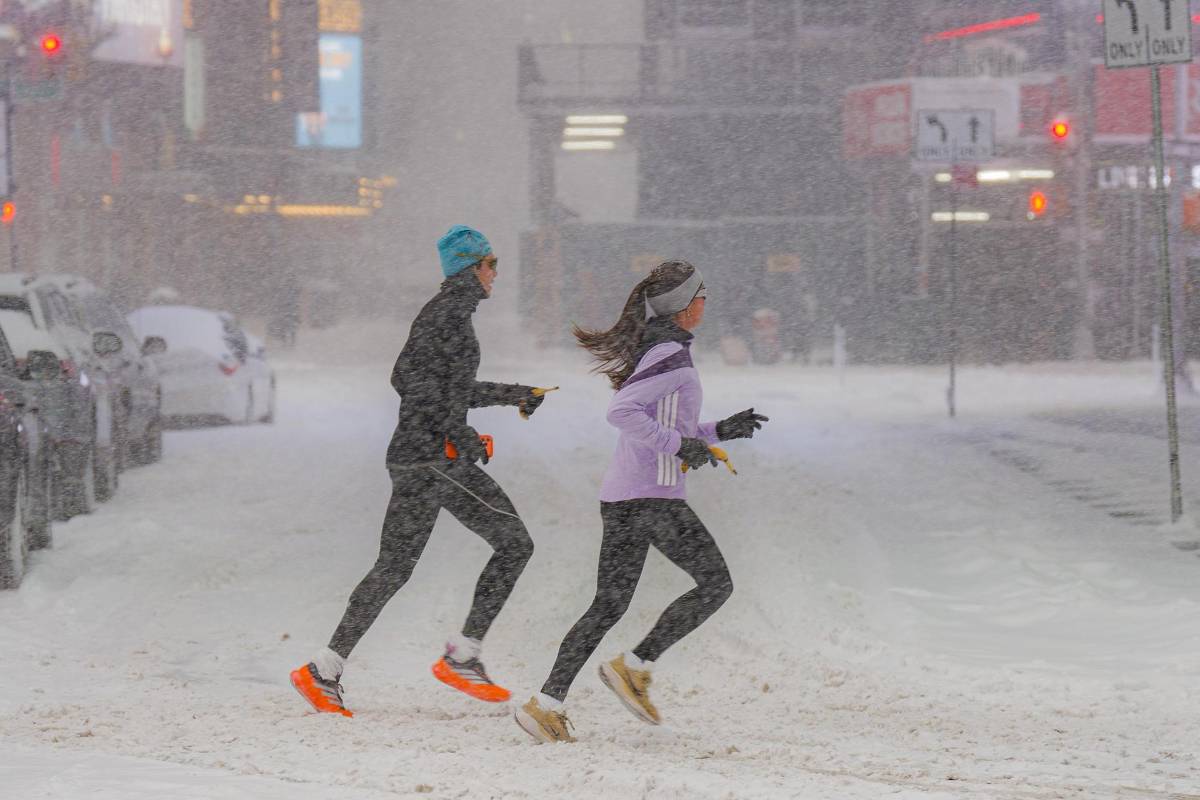 Histórica tormental invernal tiene de rodillas a Estados Unidos: se reportan muertos y 80 mil hogares sin electricidad
