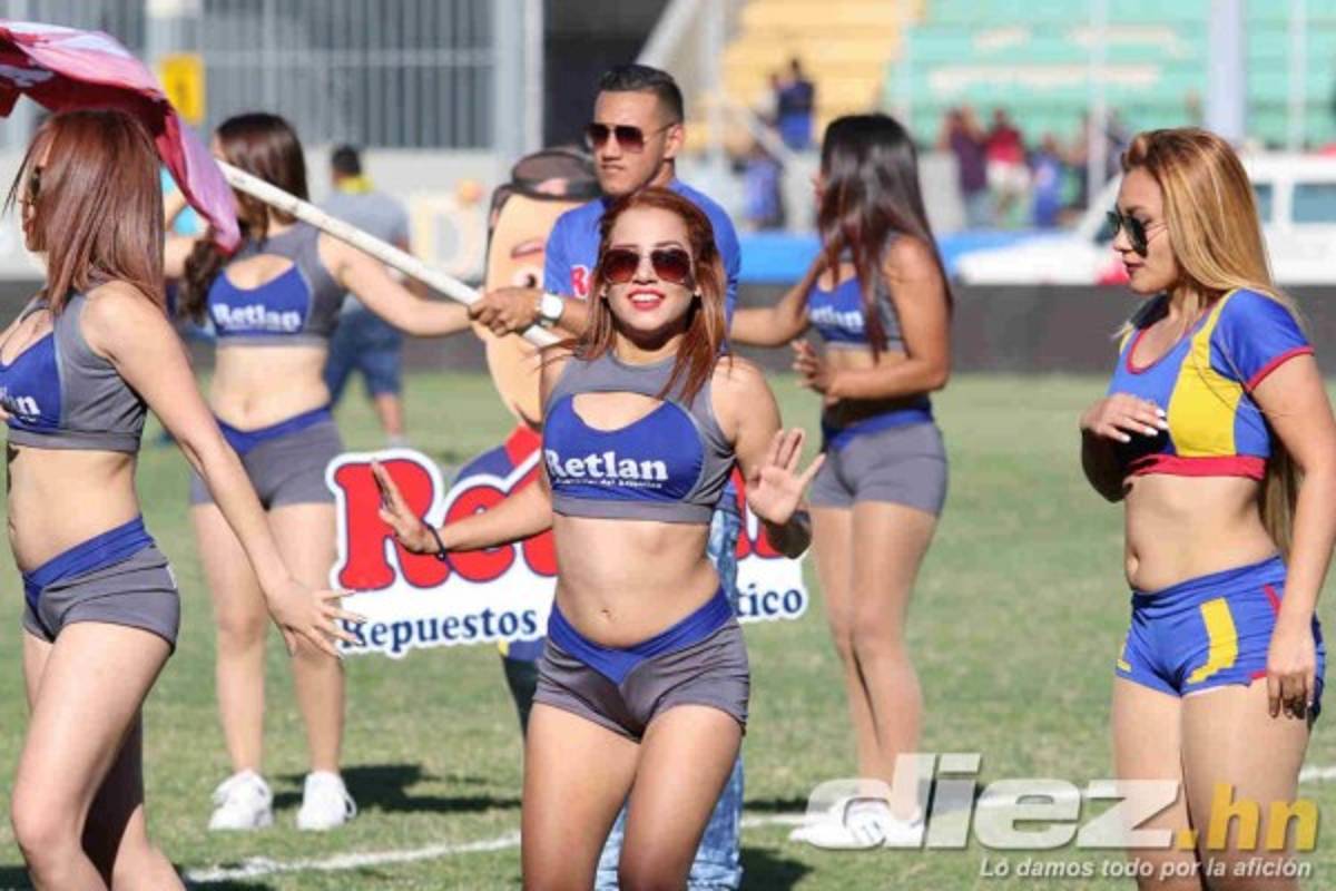 EN FOTOS: Las hermosas chicas y sus descuidos en la Jornada 7
