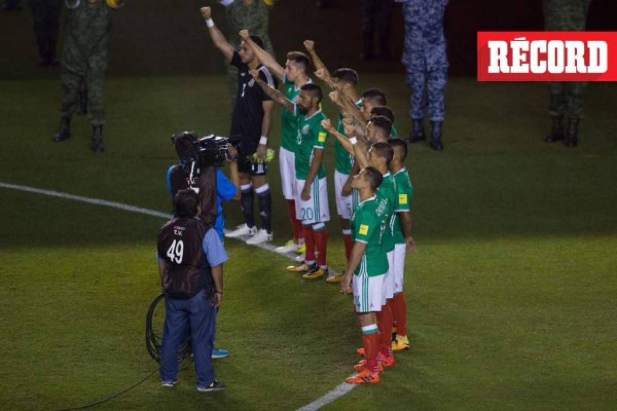 Mexicanos se lucen con espectacular homenaje a los héroes del terremoto