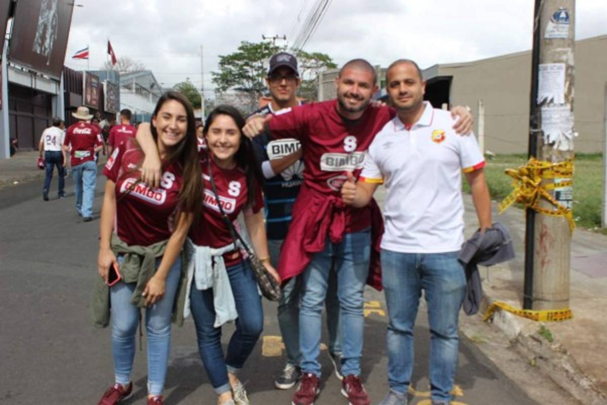 ¡Ambientazo! El estadio Ricardo Saprissa lució sus mejores galas para la final costarricense