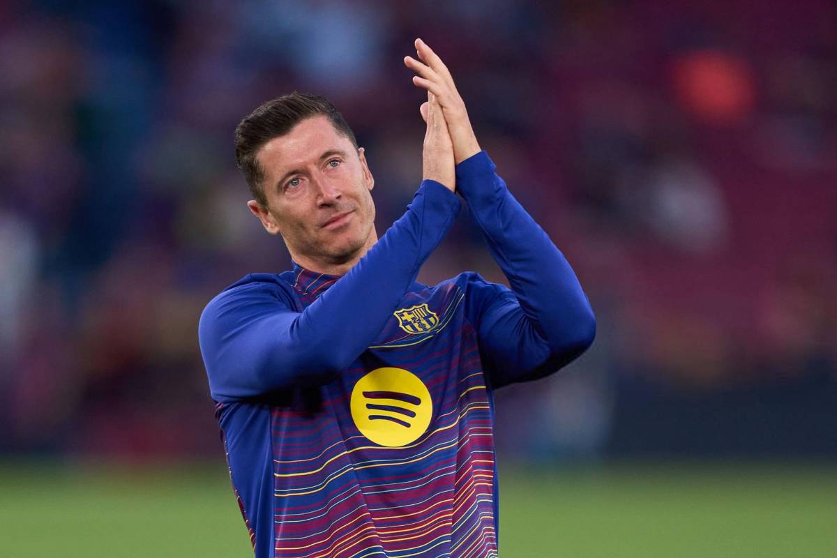 Lewandowski dice adiós al Camp Nou y llora con su mujer: su emotiva despedida