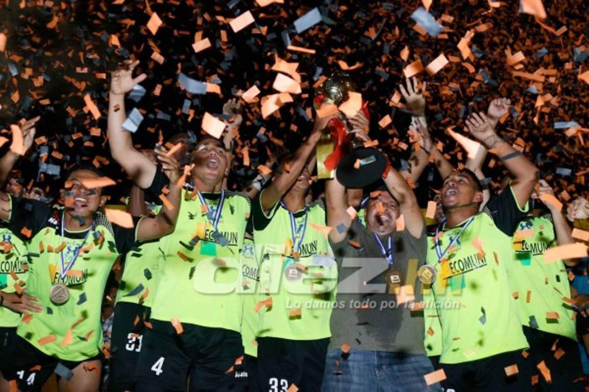 ¡Eufórica¡ La celebración de Nerlyn Membreño y el Olancho campeón de la Liga de Ascenso