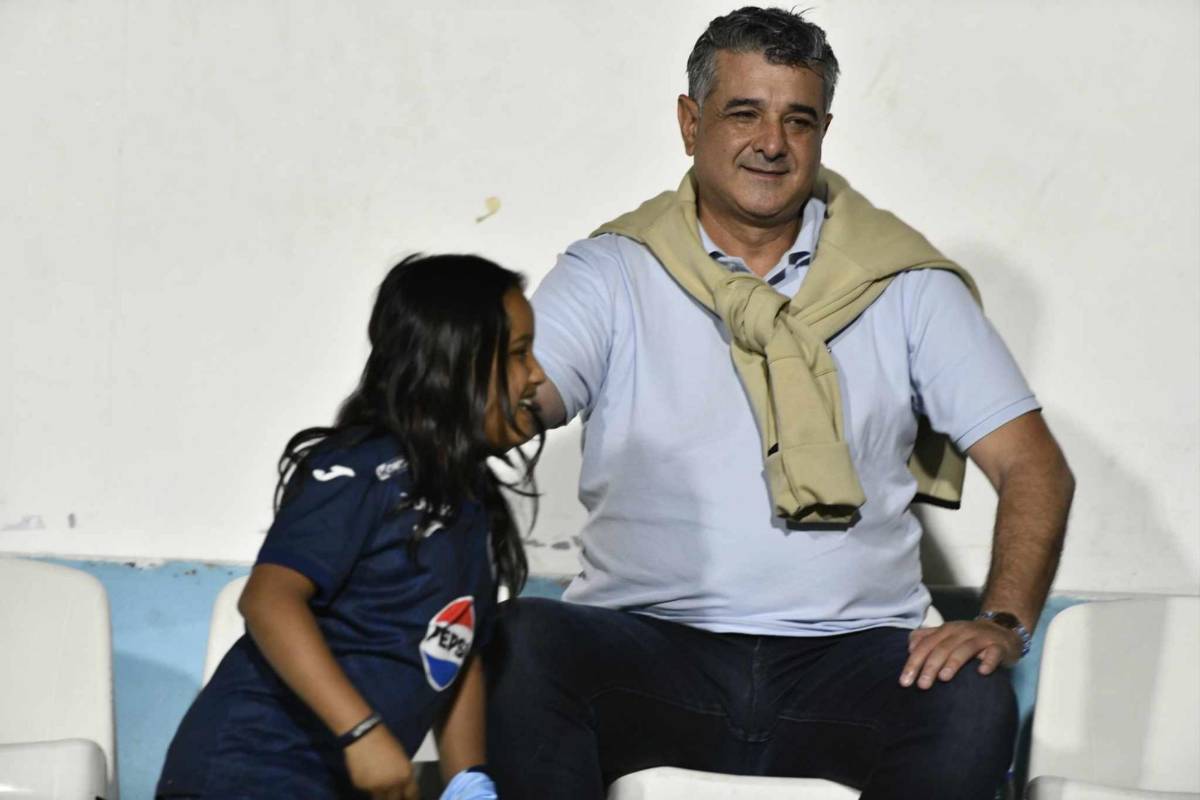 Triplete con dedicación especial, Diego Vázquez volvió a celebrar un gol de su hijo y debut del nuevo refuerzo de Motagua