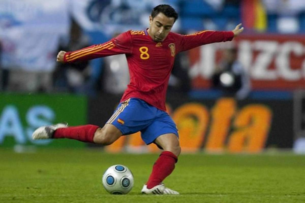 ¿Cúal le falta? Dani Alves aumenta su palmarés; estos son los futbolistas con más títulos de la historia  