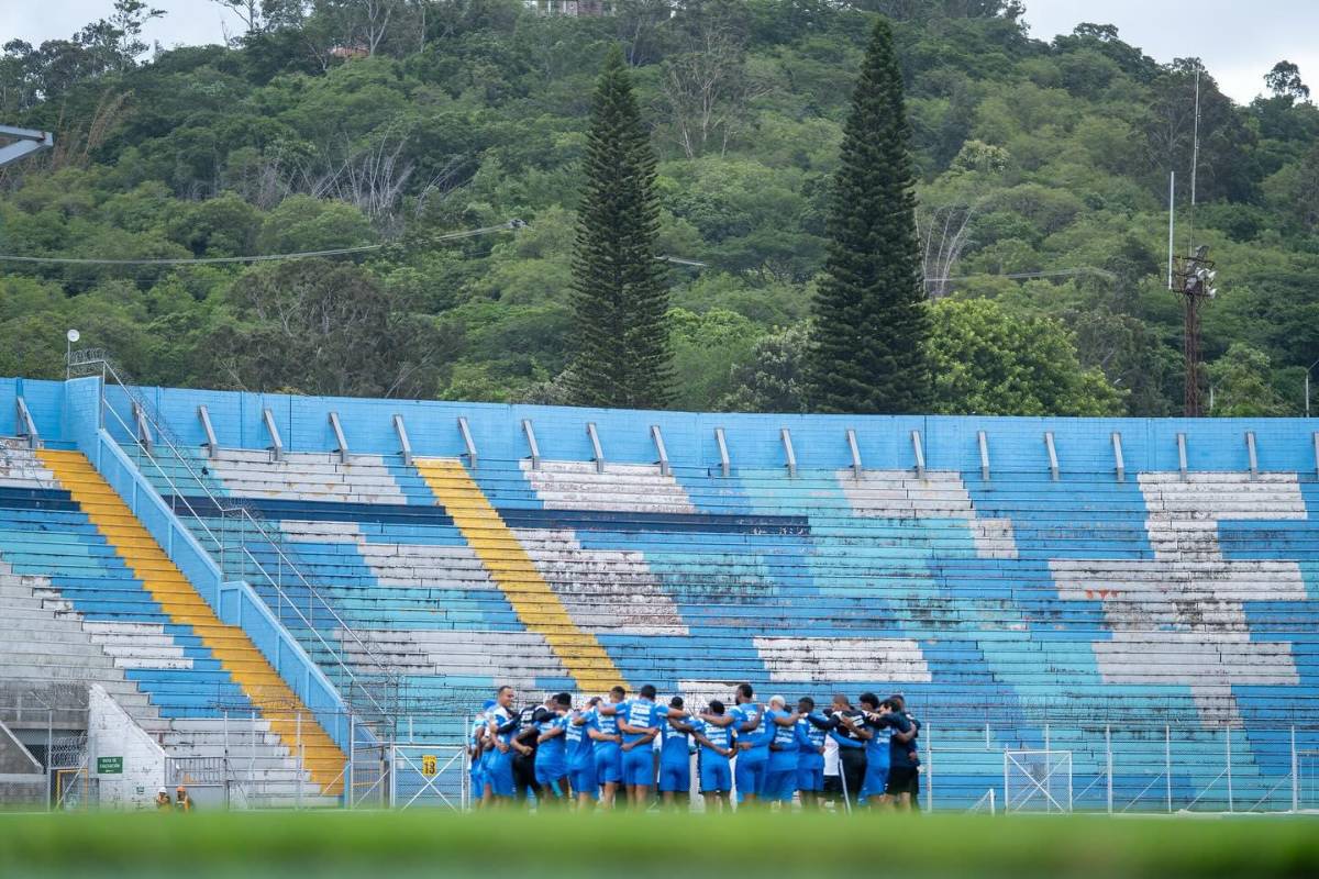 ¡Un baja de última hora! Rueda orquestó su alineación titular de Honduras contra Nicaragua