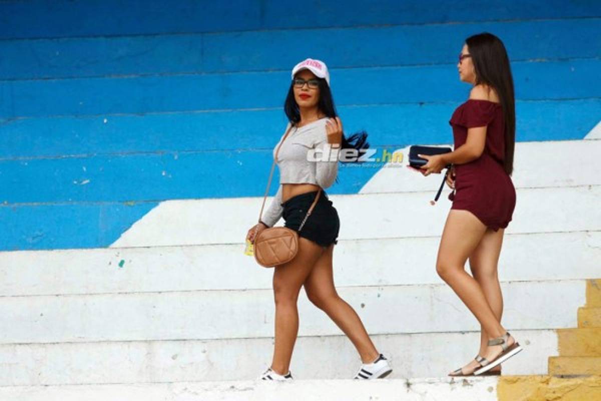 ¡Mamitas! Las linduras que adornaron la vuelta del repechaje en Honduras